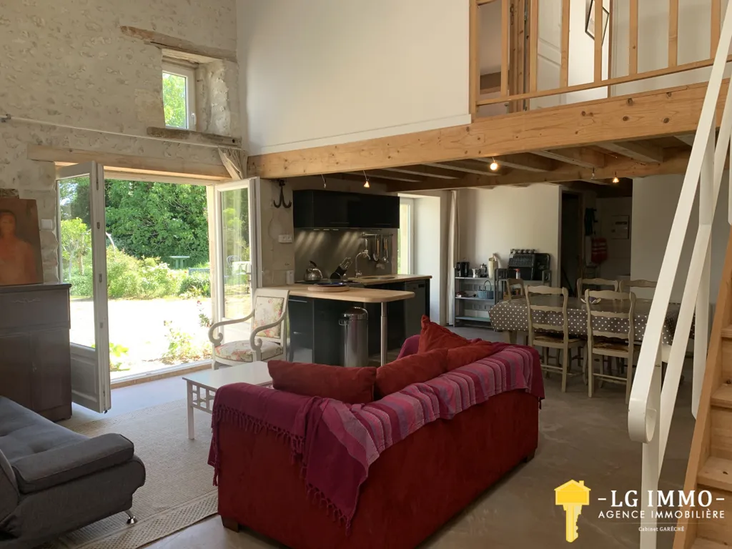Séjour - Propriété Charentaise avec Vue sur l'Estuaire à Arces