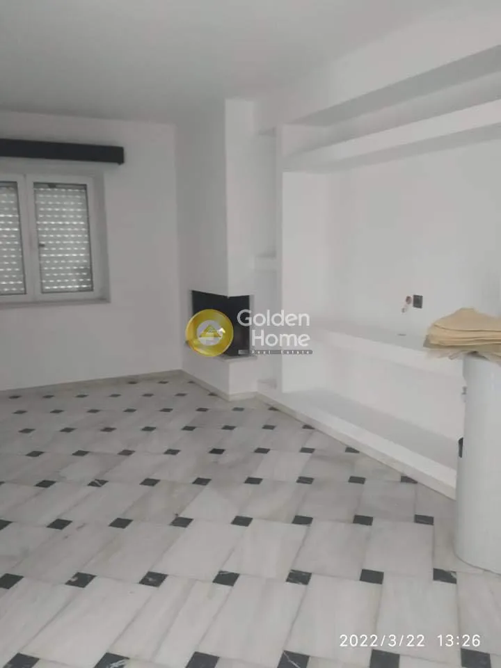Séjour - Neoclassical Townhouse with Sea View in Salamina