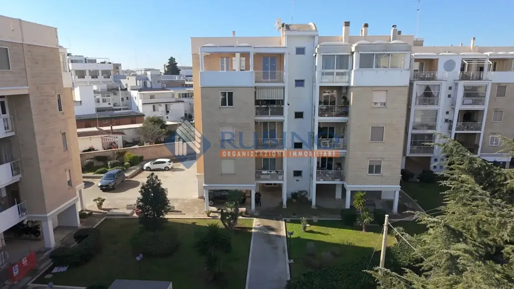 Õhuvaade - Rearranged Studio with Terrace in Bari