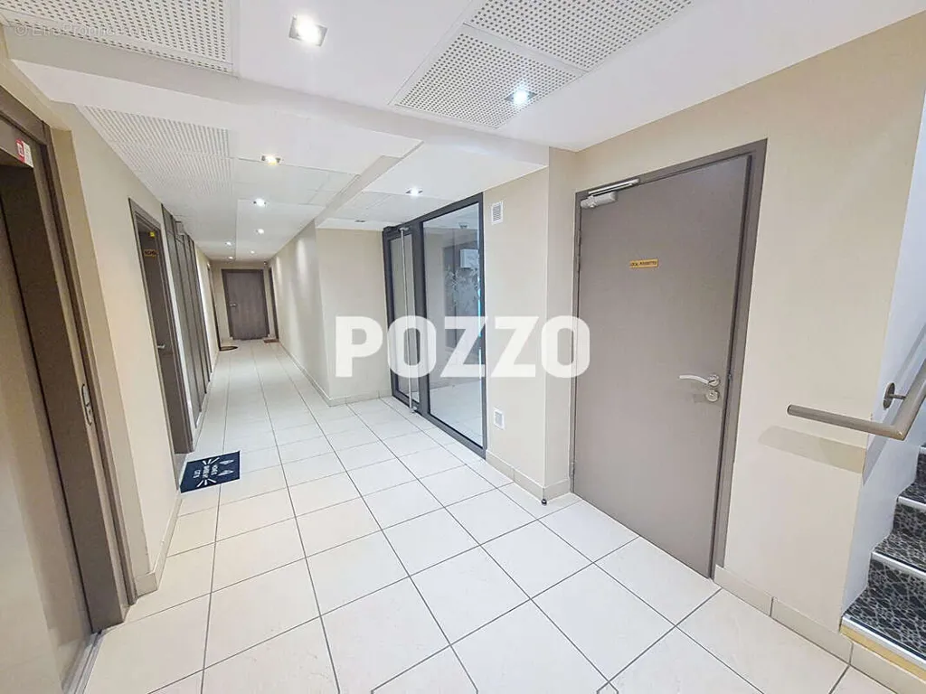 Entrée - Appartement avec Jardin Privatif à Fleury-sur-Orne