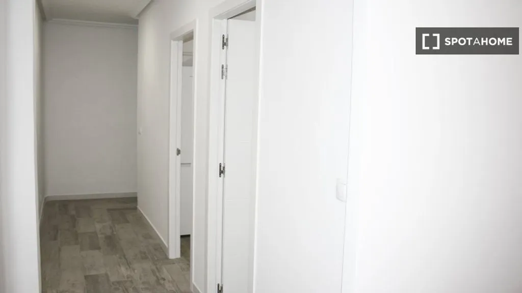 hallway_entrance