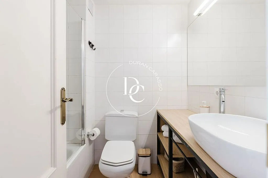 Salles de bain - Renovated Villa with Pool in Ger, Catalonia