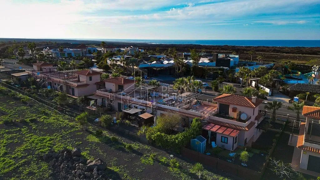 Vue aérienne - Semi-detached Villa with Pool in Lajares