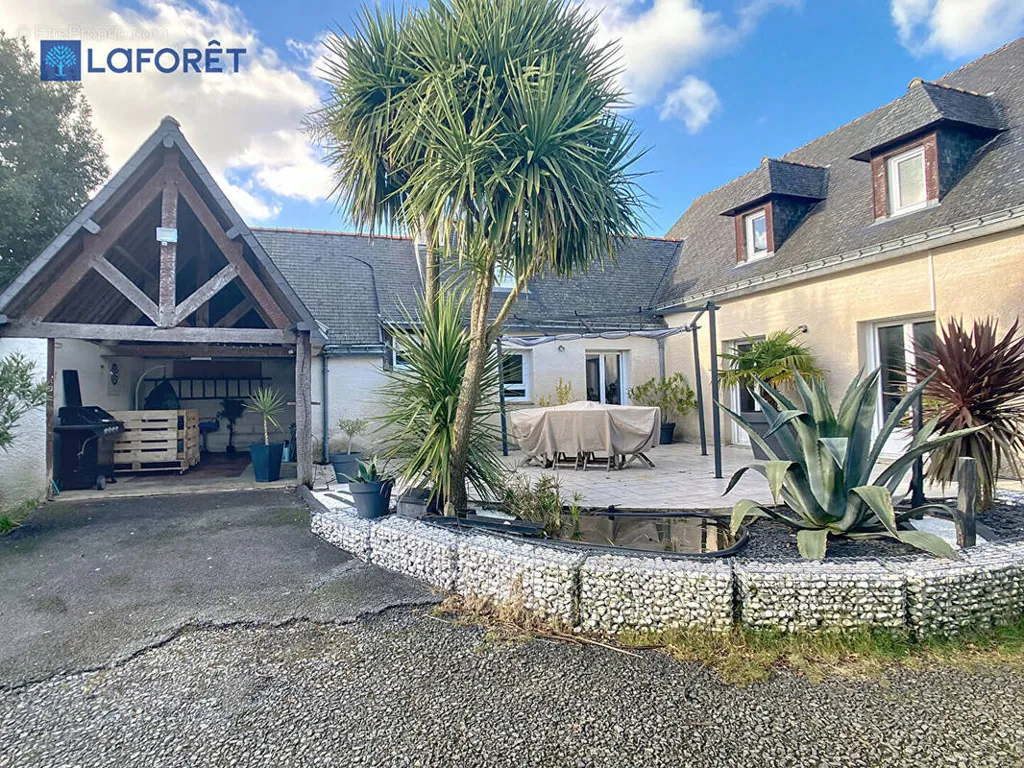 Maison 5 pièces à Locmine