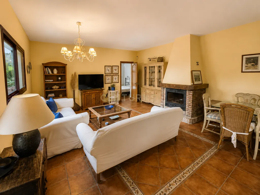 Séjour - Chalet with Pool and Terrace in Ojén