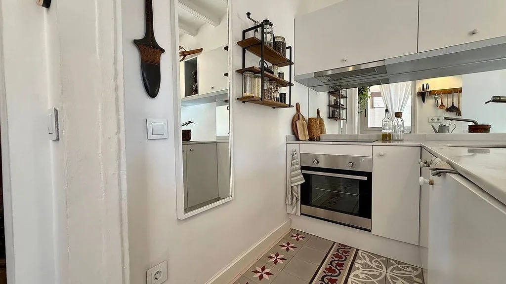 Cuisine - 1-Bedroom Flat with Balcony in Sant Antoni