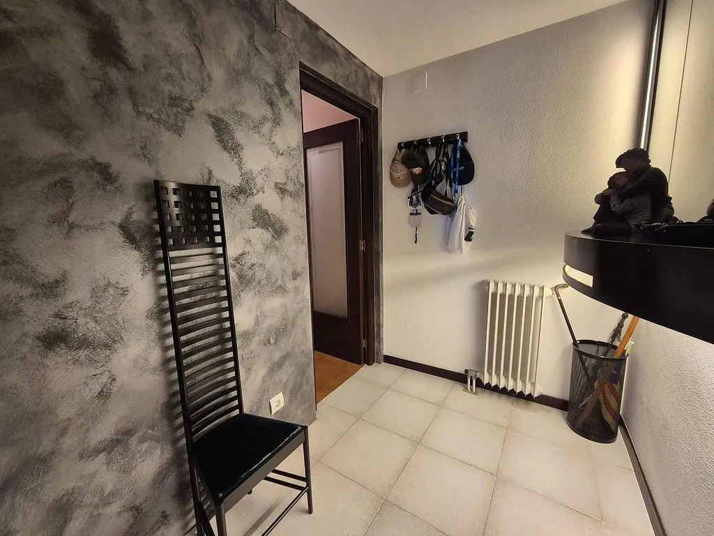 hallway_entrance