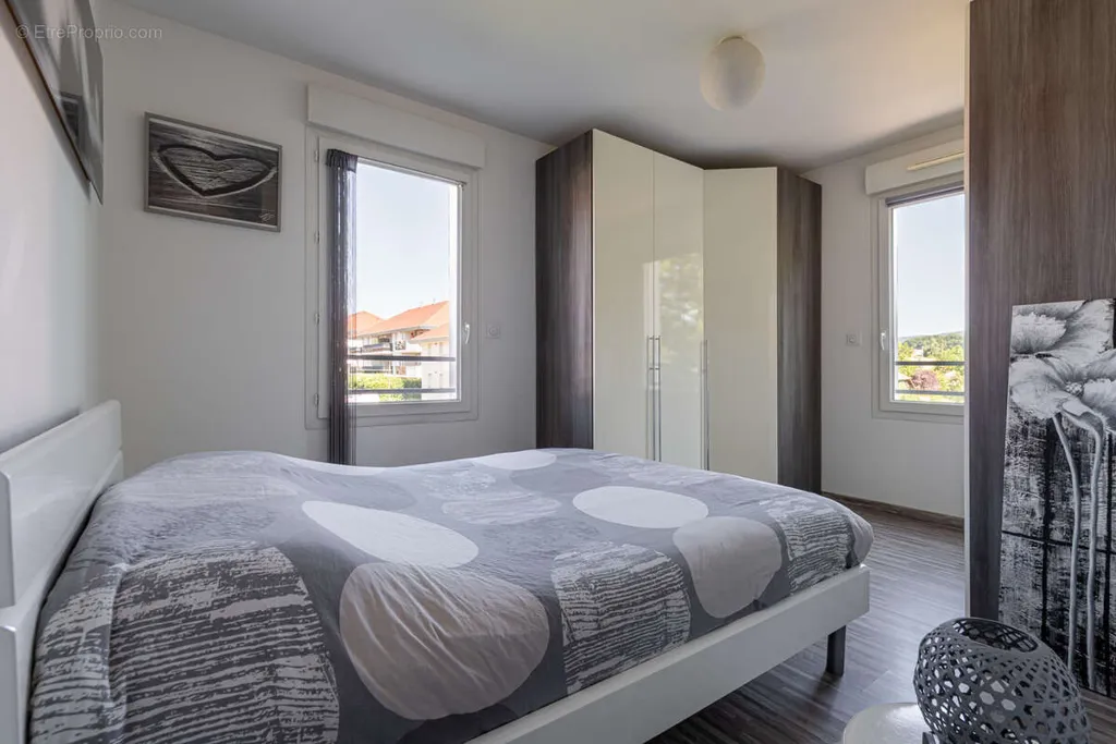 Magamistoad - Apartment with Terrace in Poisy