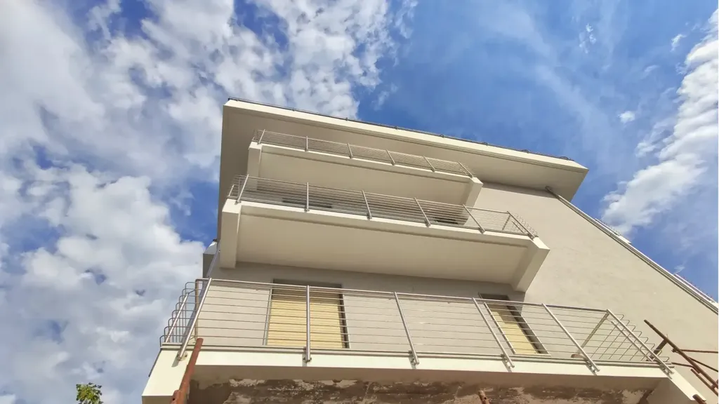 Extérieur - Rear-Facing Apartment with Solarium in Solofra