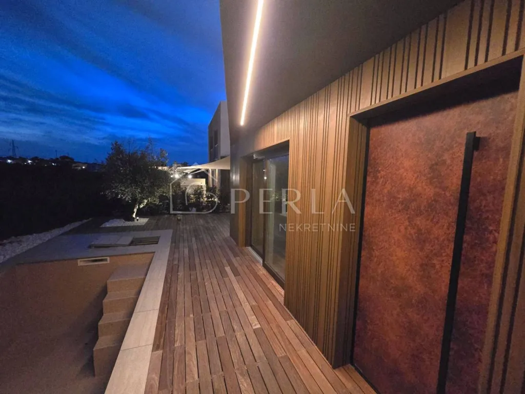Terrass - Smart Home Villa with Private Pools in Nin