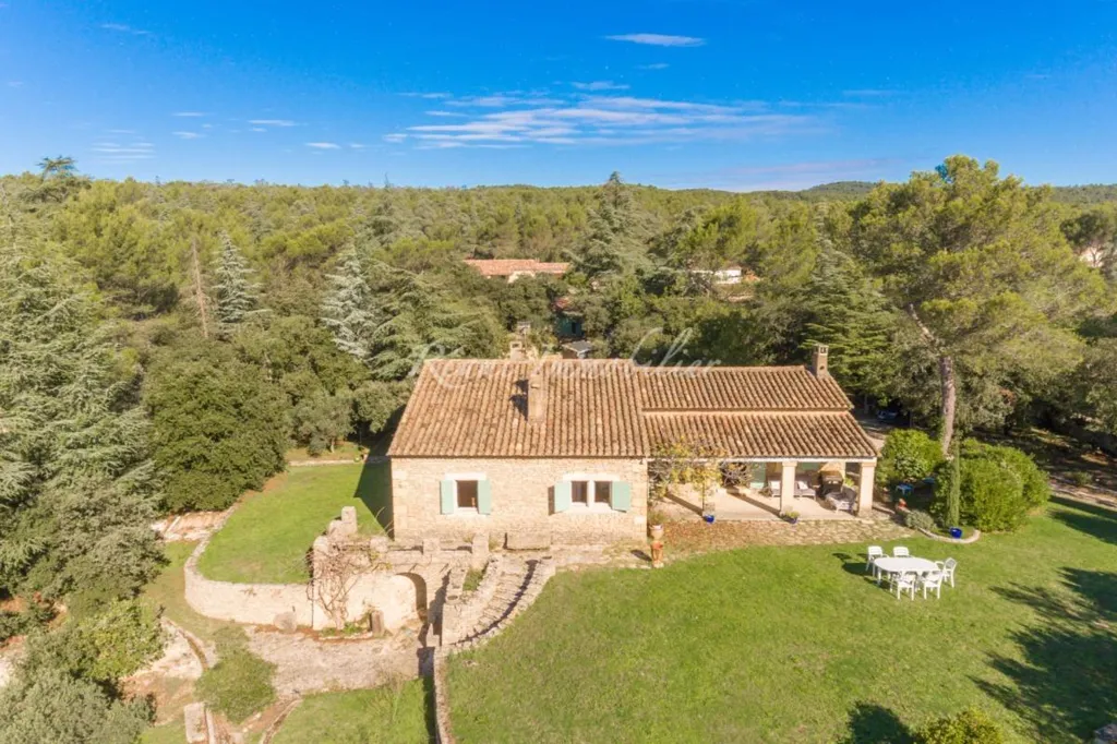 Õhuvaade - House with Pool and Luberon View in Cabrières-d'Avignon