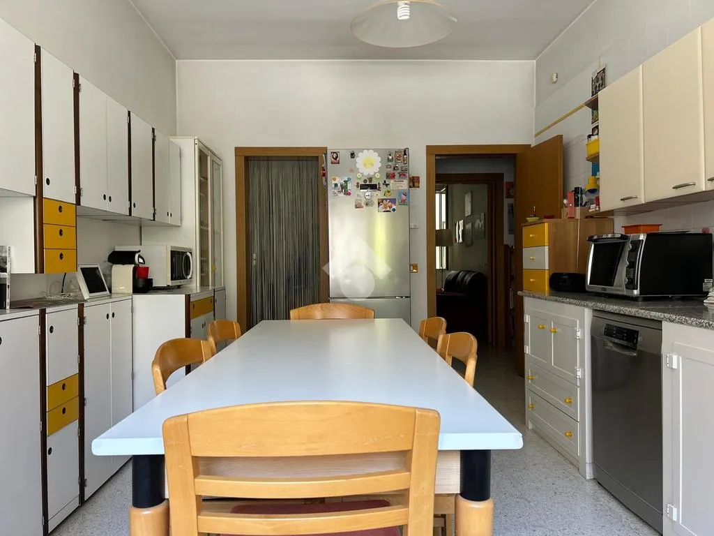 Sala da pranzo - Independent Two-Unit Building in Grottaglie