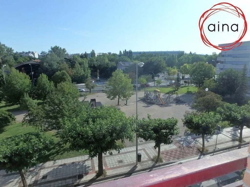 Rõdu - Student-Friendly Flat with Terrace in Milagrosa