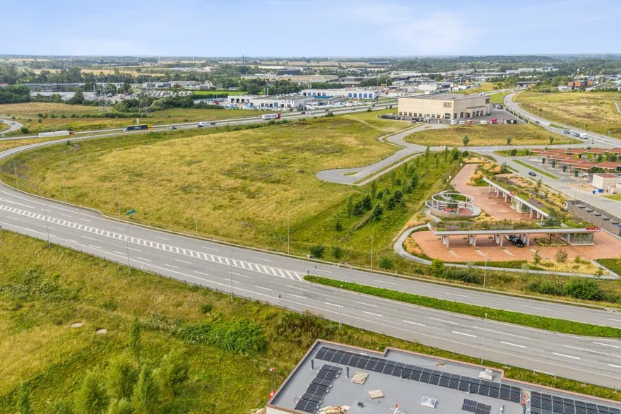 Õhuvaade - Business Plot with High Visibility in Odense