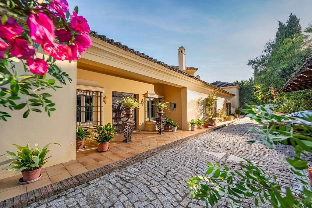 Jardin - Chalet with Pool and Terrace in Sotogrande