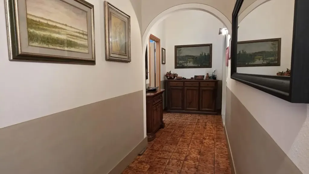Esik - Rustic Penthouse with Panoramic View in Crespina Lorenzana