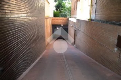 Esterno - Spacious 4-Bedroom Apartment with Terrace in Milan