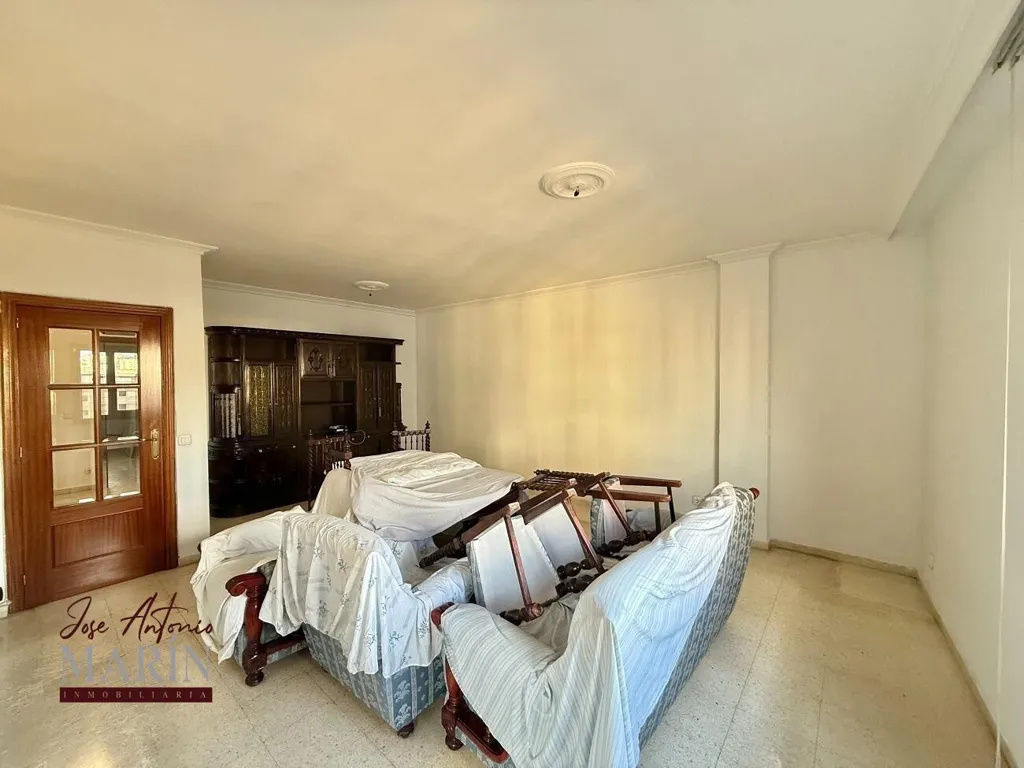 Elutuba - Apartment with Terraced Balcony in Badajoz