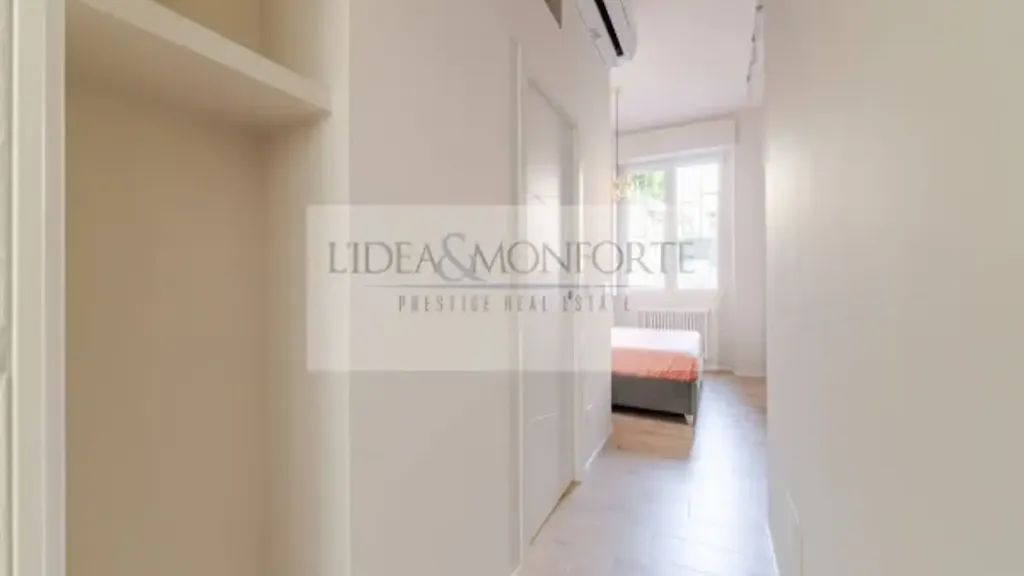 Toad - Luxury Refined Duplex in Milan