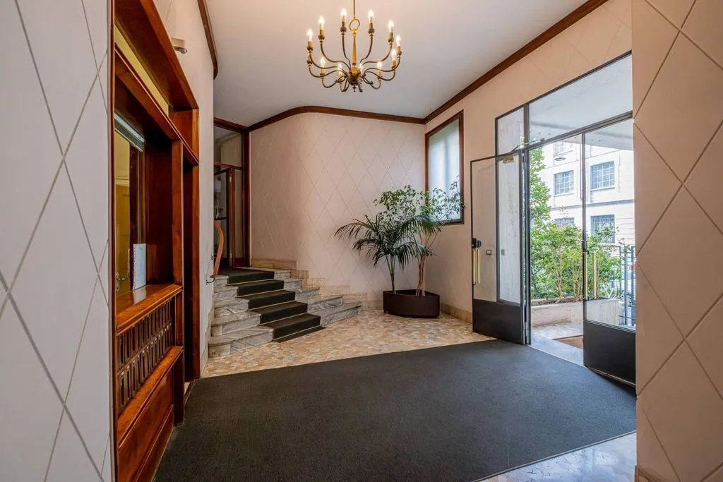 Hallway - Luxury Flat to be Restructured in Milan