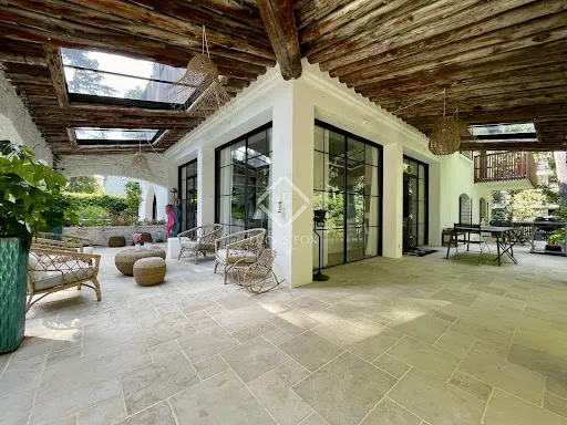 Terrasse - Villa Rénovée avec Piscine aux Acreaux de Montpellier