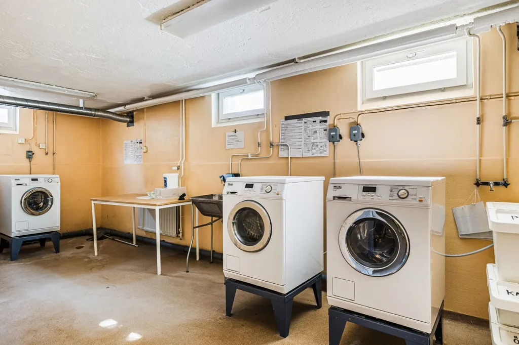Buanderie - Bright 2-Bedroom Apartment with Balcony in Linköping