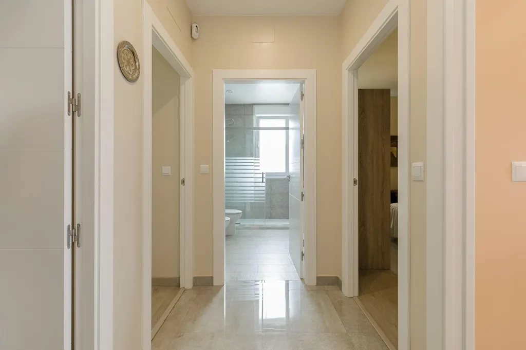 Entrée - Contemporary Chalet with Pool in Historic Centre