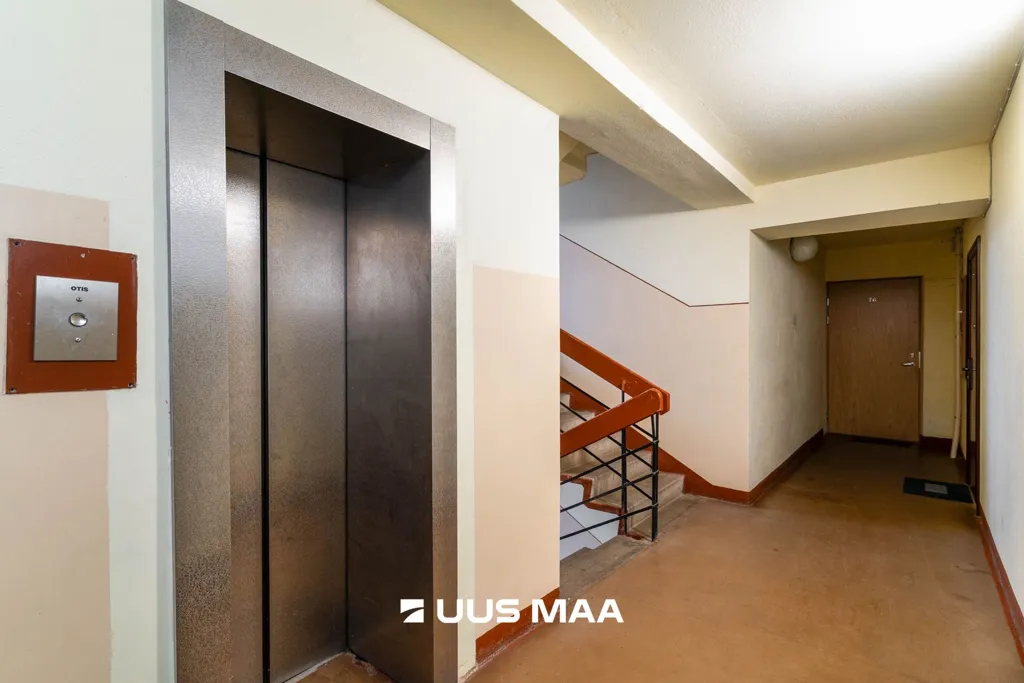 Entrée - Two-Bedroom Penthouse with Balcony in Viljandi