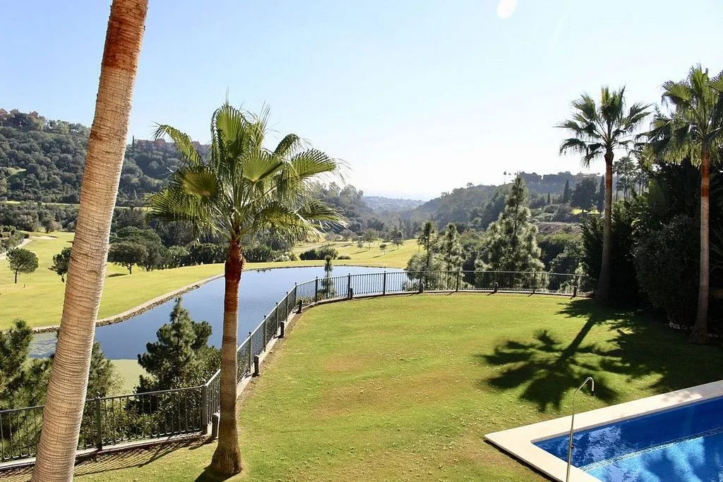 Giardino - Luxury Villa with Sea View in Benahavís