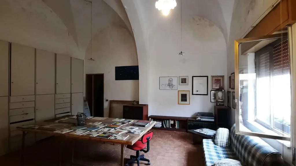 Bureau - Rustic Villa with Private Garden in Marsala