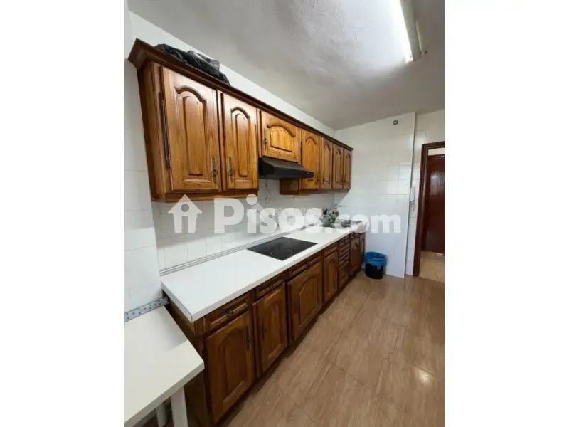 Cucina - Four-Bedroom Apartment with A/C in Montequinto
