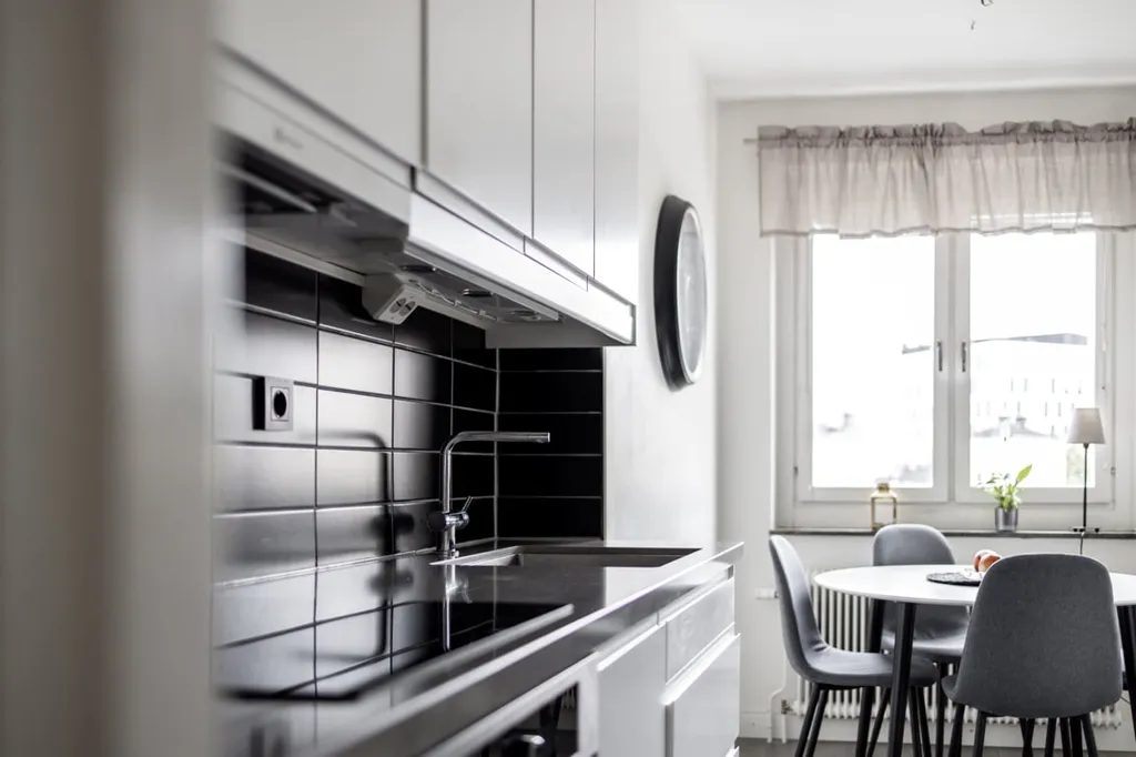 Söögituba - One-Bedroom Flat with Balcony in Örebro