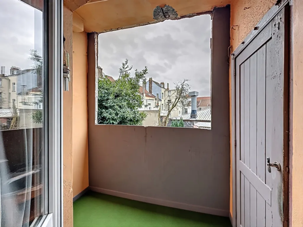 Balcon - Appartement Art-déco avec Deux Terrasses à Koekelberg