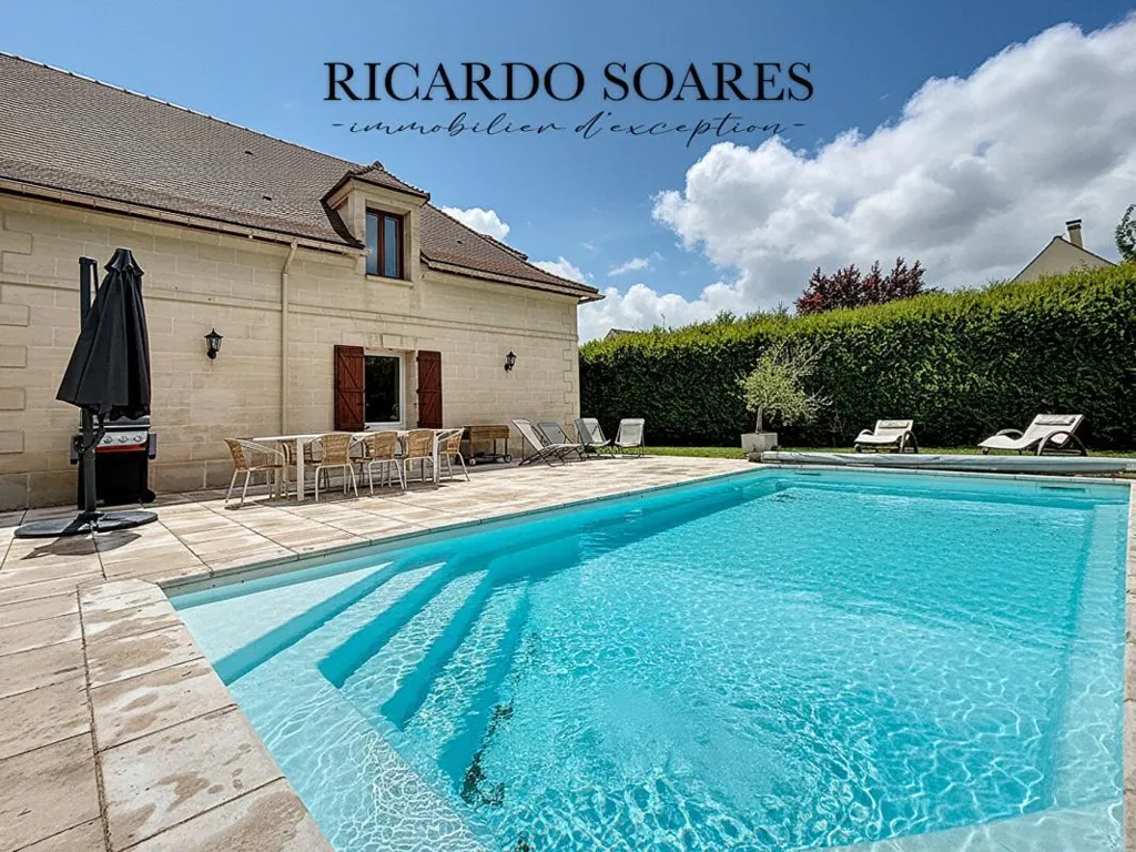 Piscine - Villa Luxueuse avec Piscine Chauffée à Le Meux