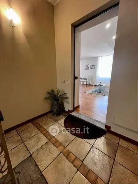 Esik - Duplex with Lake View in Laveno-Mombello