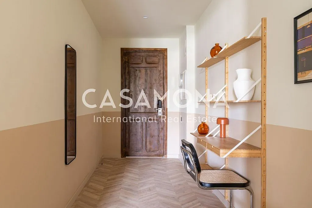 Entrée - 2-Bedroom Apartment in Poblenou, Barcelona
