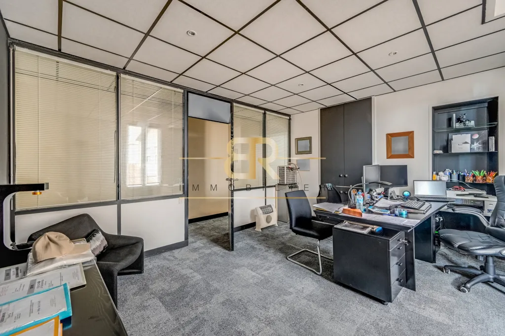 Studio - Commercial Space near Bords de Marne, RER A