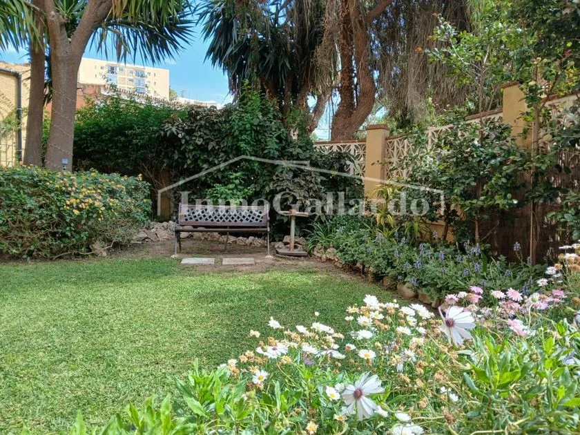 Giardino - Spacious Apartment with Terrace in Málaga Centre