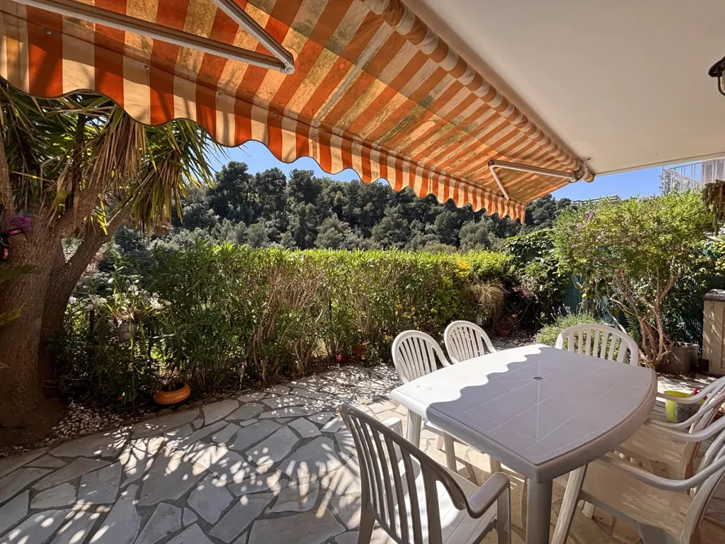 Terrazza - Meubled Flat with Terrace in Nice