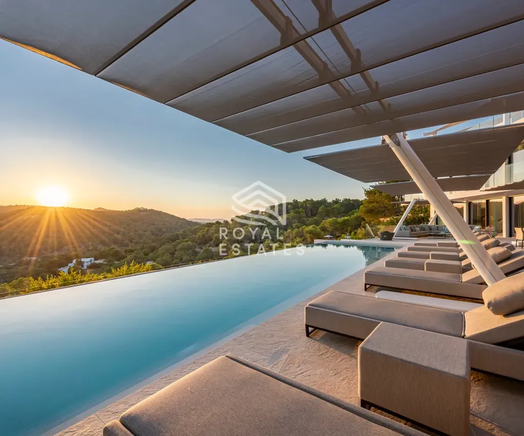9 magamistoaga maja asukohas Santa Eularia des Riu