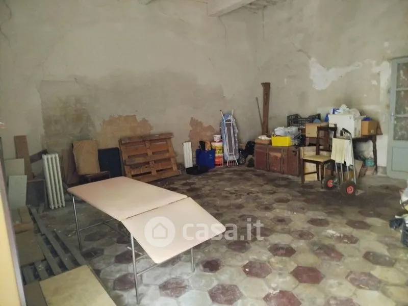 Garage - Historic Apartment in Pontasserchio Centre