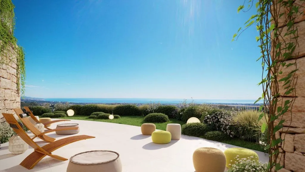 Terrace - Luxury Apartment with Sea View in Benahavís