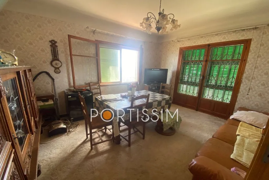 Salle à manger - Villa à Rénover avec Vue Mer à Saint-Laurent-du-Var