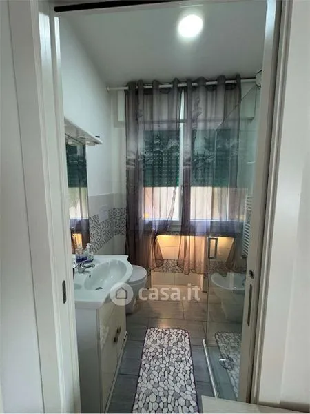 Vannitoad - Restored Student Apartment with Terrace in Mestre