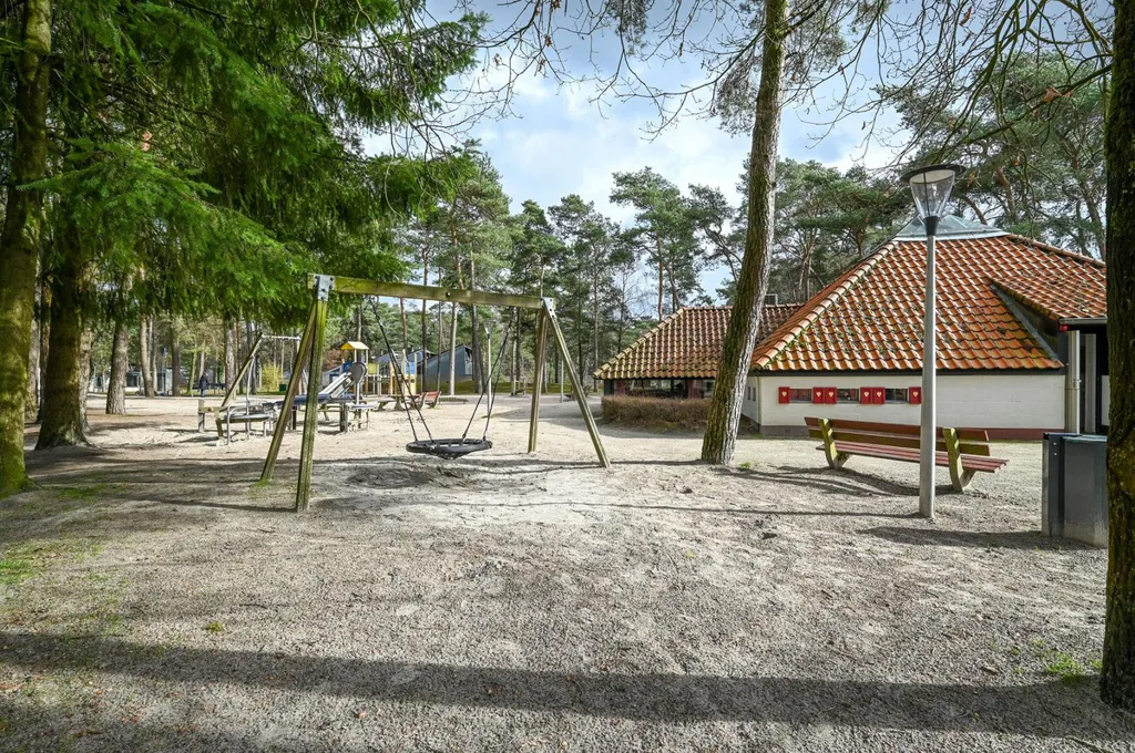 3-toaline maja asukohas Hapert