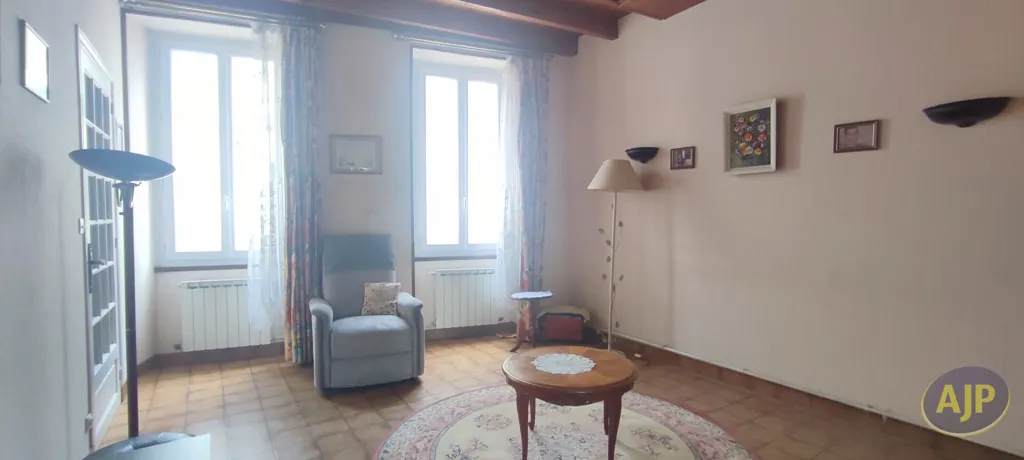 Séjour - Maison de Ville Charmante avec Jardinet à Pons