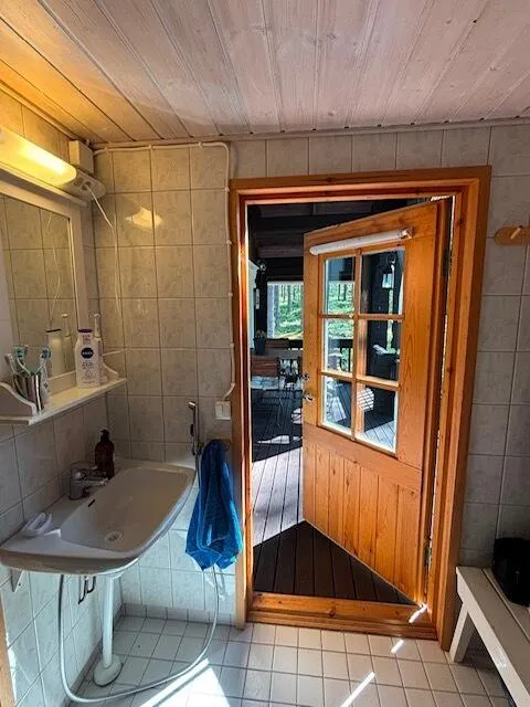 Salles de bain - Modern Cabin with Sea View in Oitti