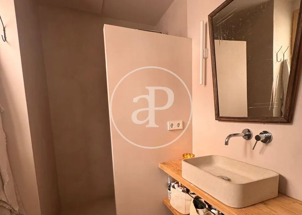 Vannitoad - Luxury Flat with Terrace in Barcelona