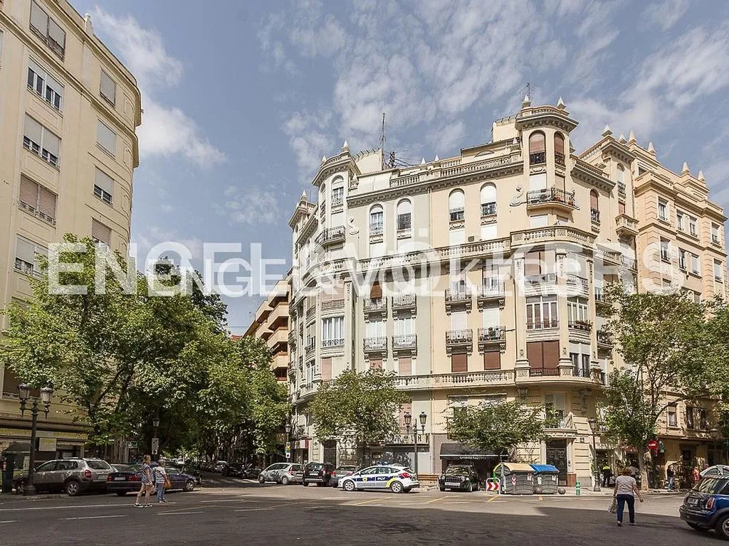 Extérieur - Apartment with Balcony in Gran Vía, Valencia