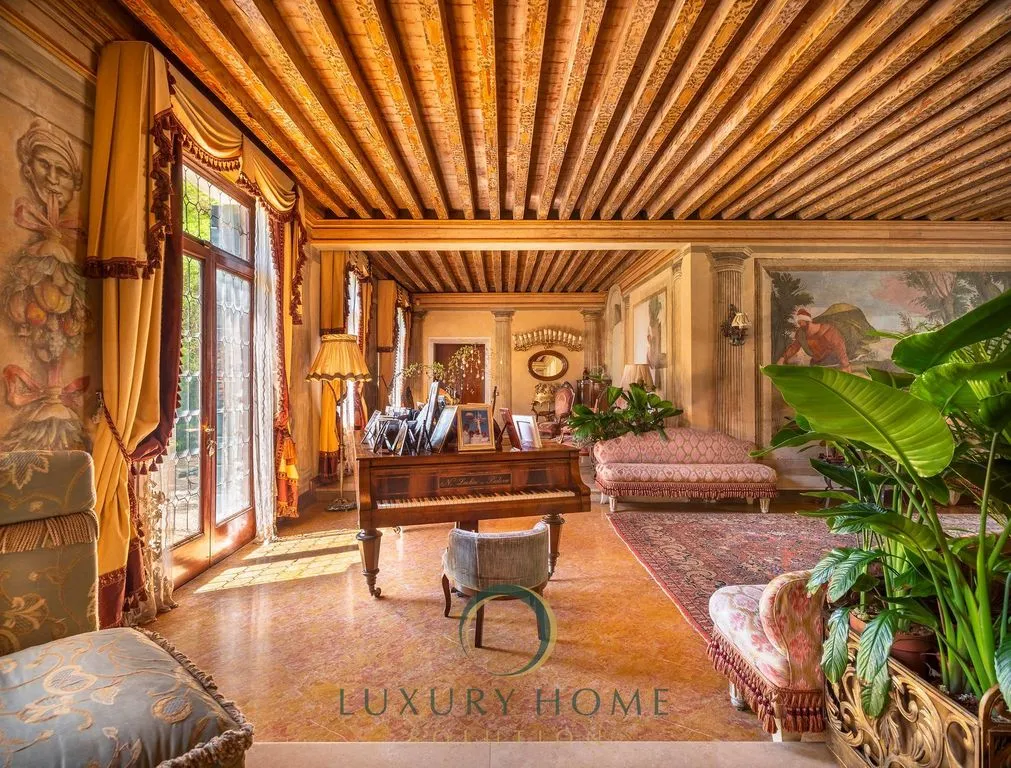 Séjour - Historic Villa with Garden in Stra, Veneto